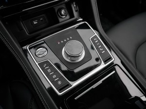 众泰汽车 大迈X7 2017款 2.0T 自动顶配版